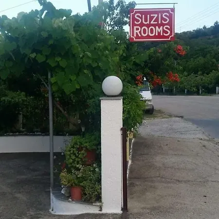 Suzi's * Koinira